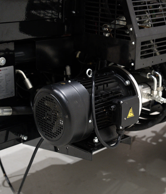 Begagnad vedprocessor SILVALOG TYN38 Joystick 7-ton inkl. montering och tillbehör